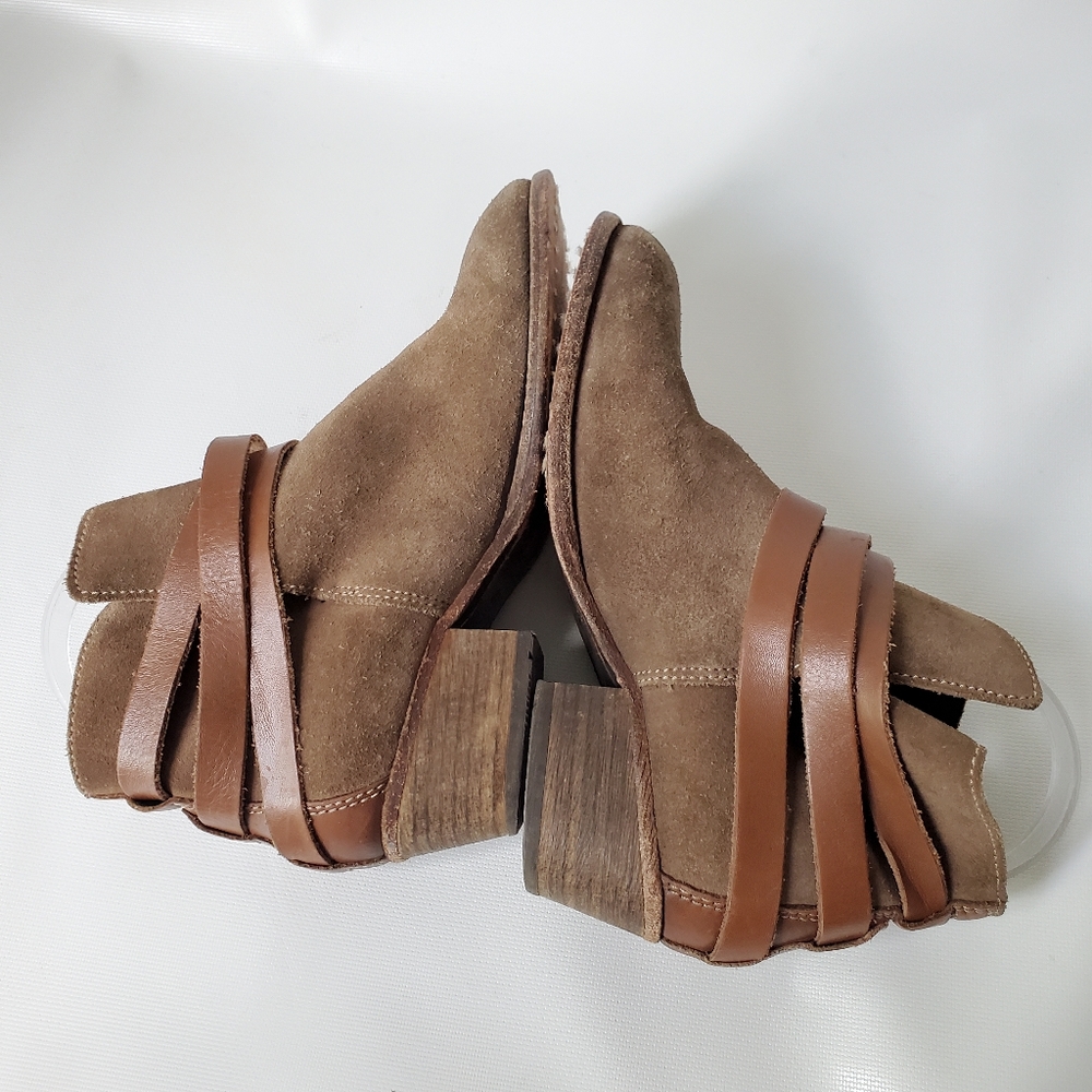 Hand Crafted Handmade Suede Leather Booties - Picture 6 of 11